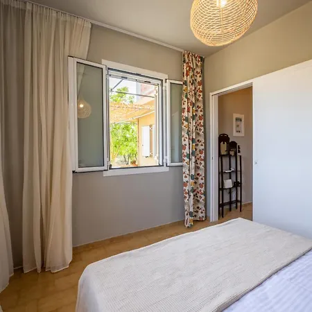 Agapanthus Retreat * Kouvalata