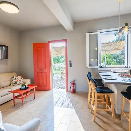 Agapanthus Retreat Kouvalata