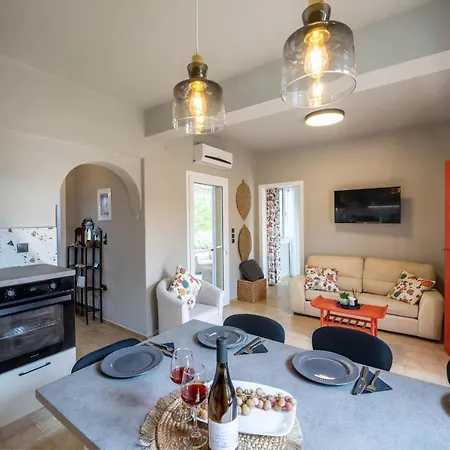 Agapanthus Retreat *